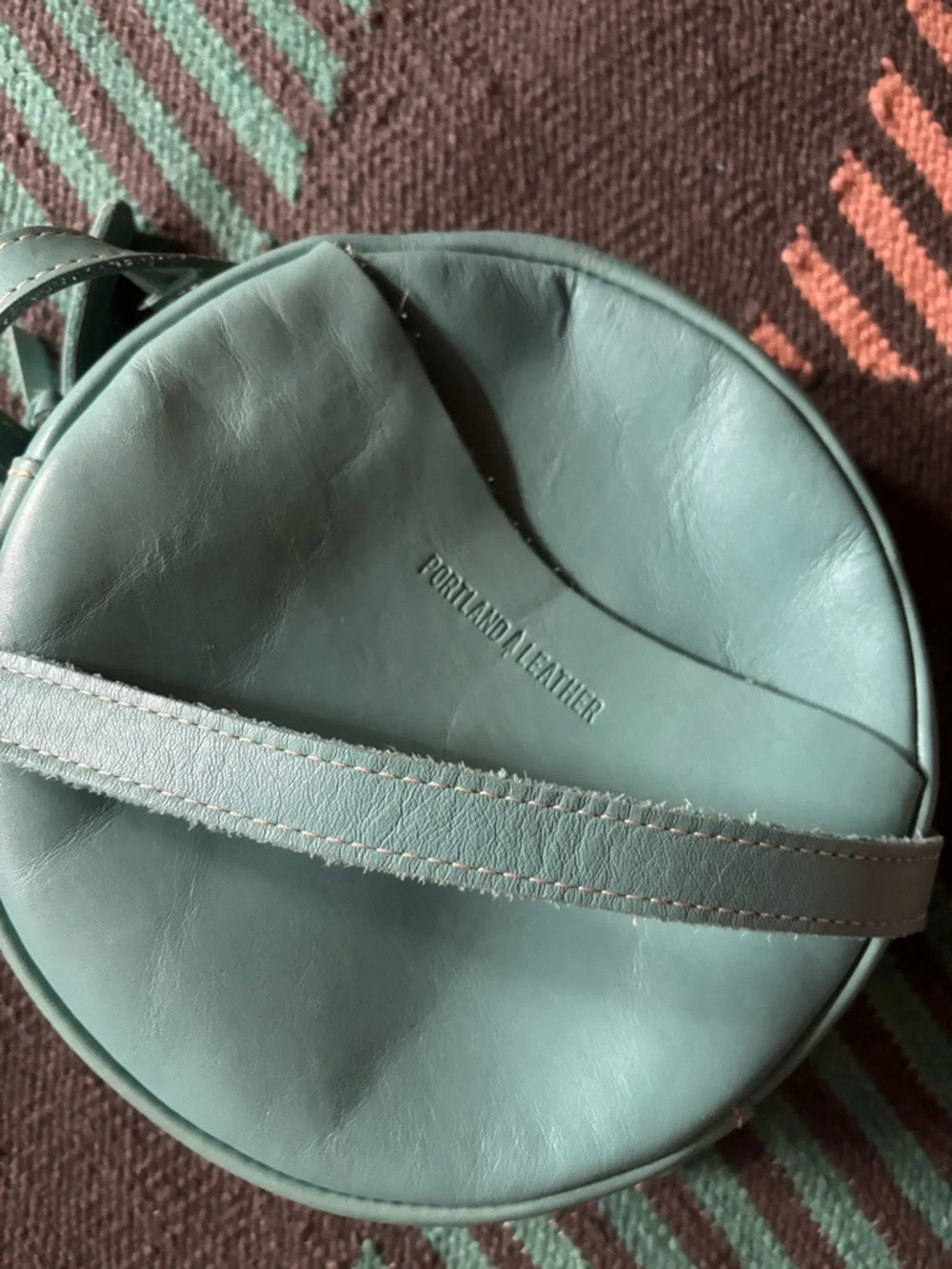 Portland Leather Circle Crossbody Bag - Turquoise - Picture 5 of 7